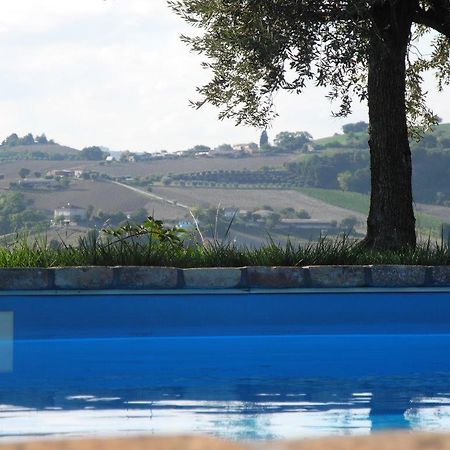 Agriturismo Eschito Hotel Montottone Exterior foto